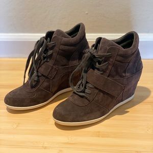 Luxury Australian Ash Wedge Boot